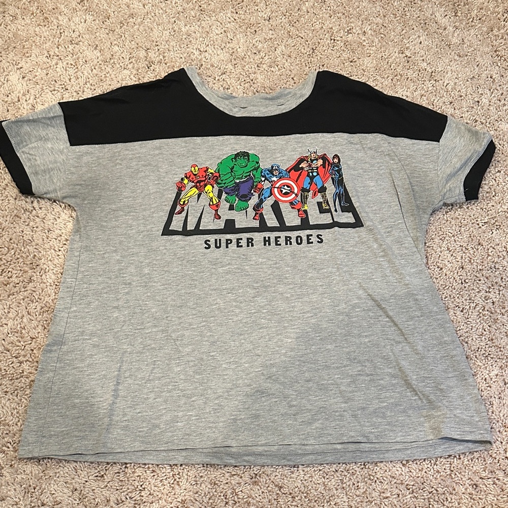 Marvel Heroes Gray and Black T-Shirt